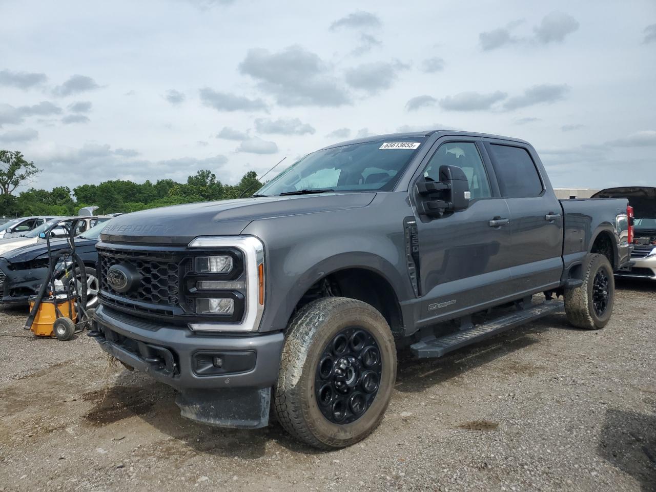2025 Ford F350 super
