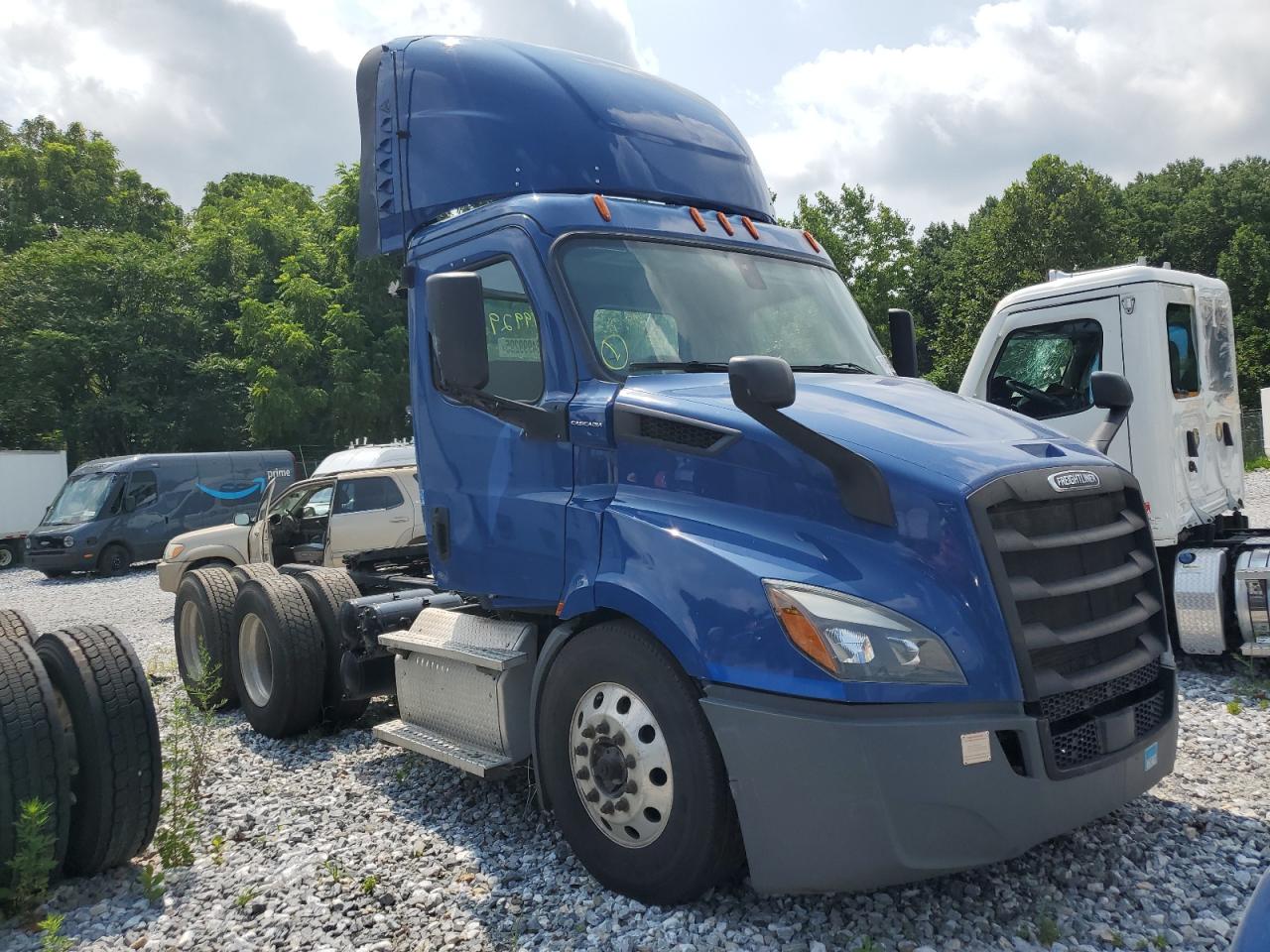 2019 Freightliner Cascadia 1