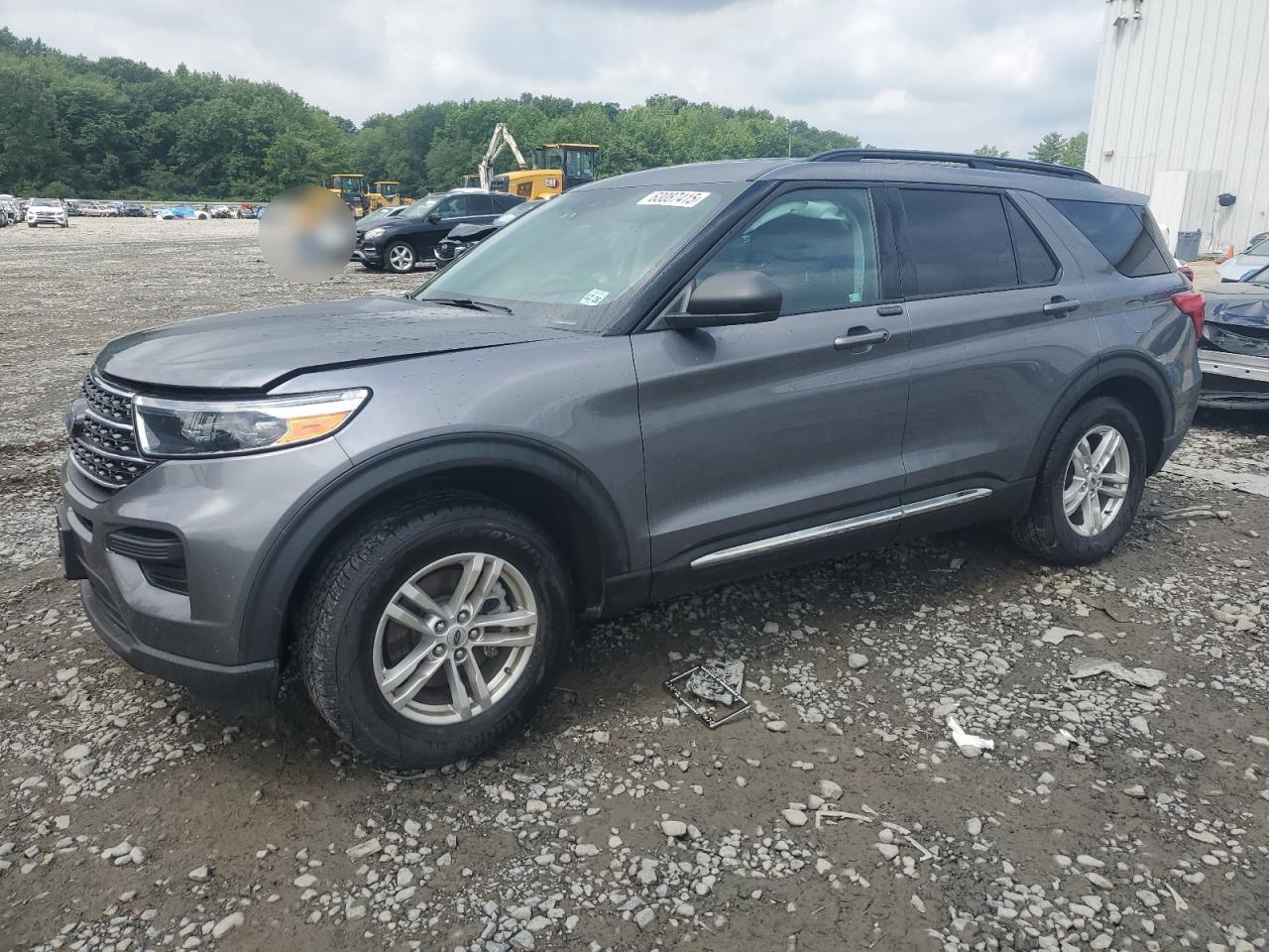 2022 Ford Explorer x