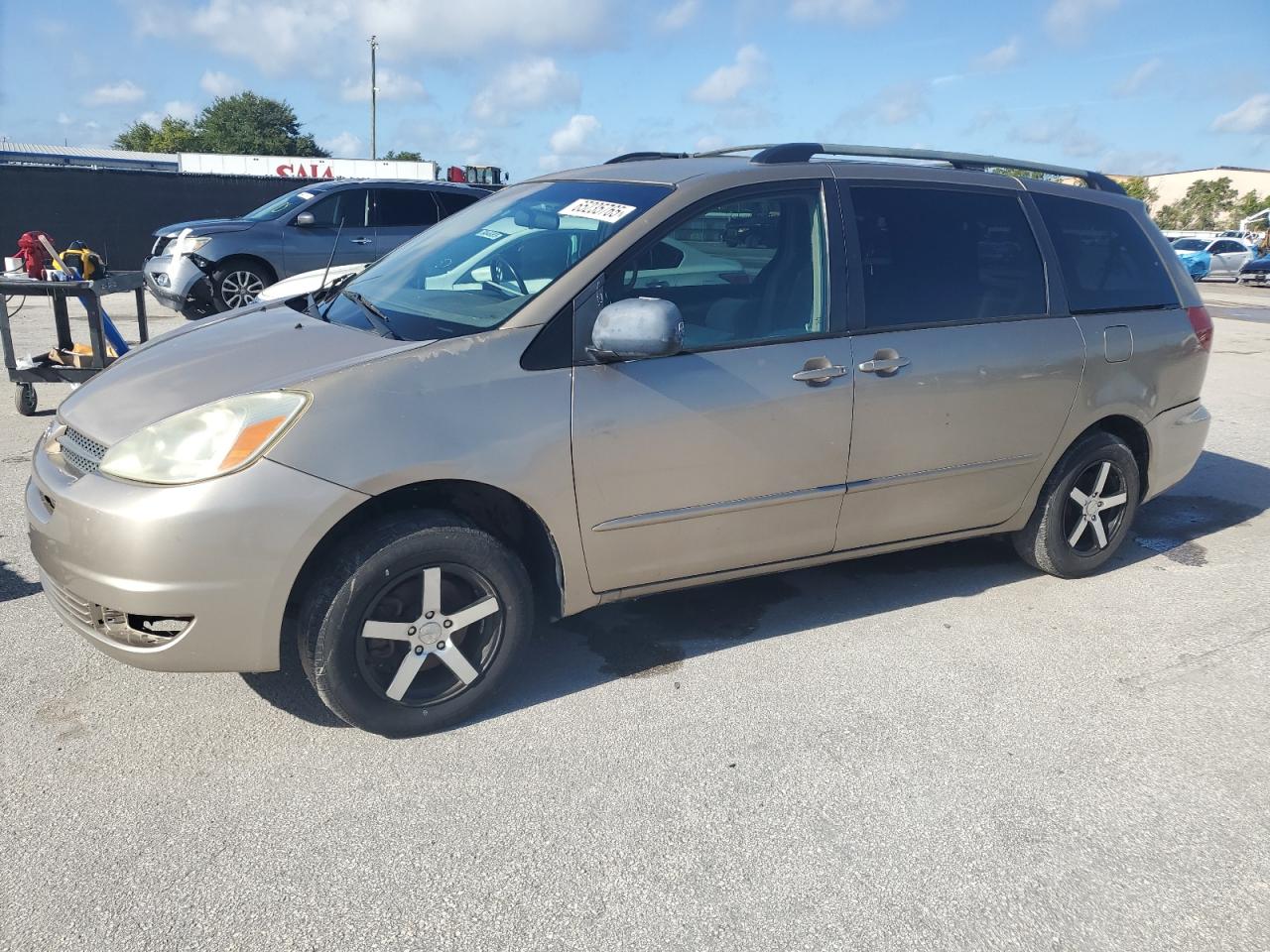 2004 Toyota Sienna ce