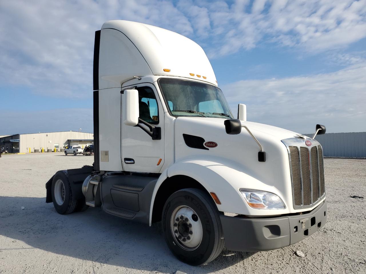 2020 Peterbilt tractor 579