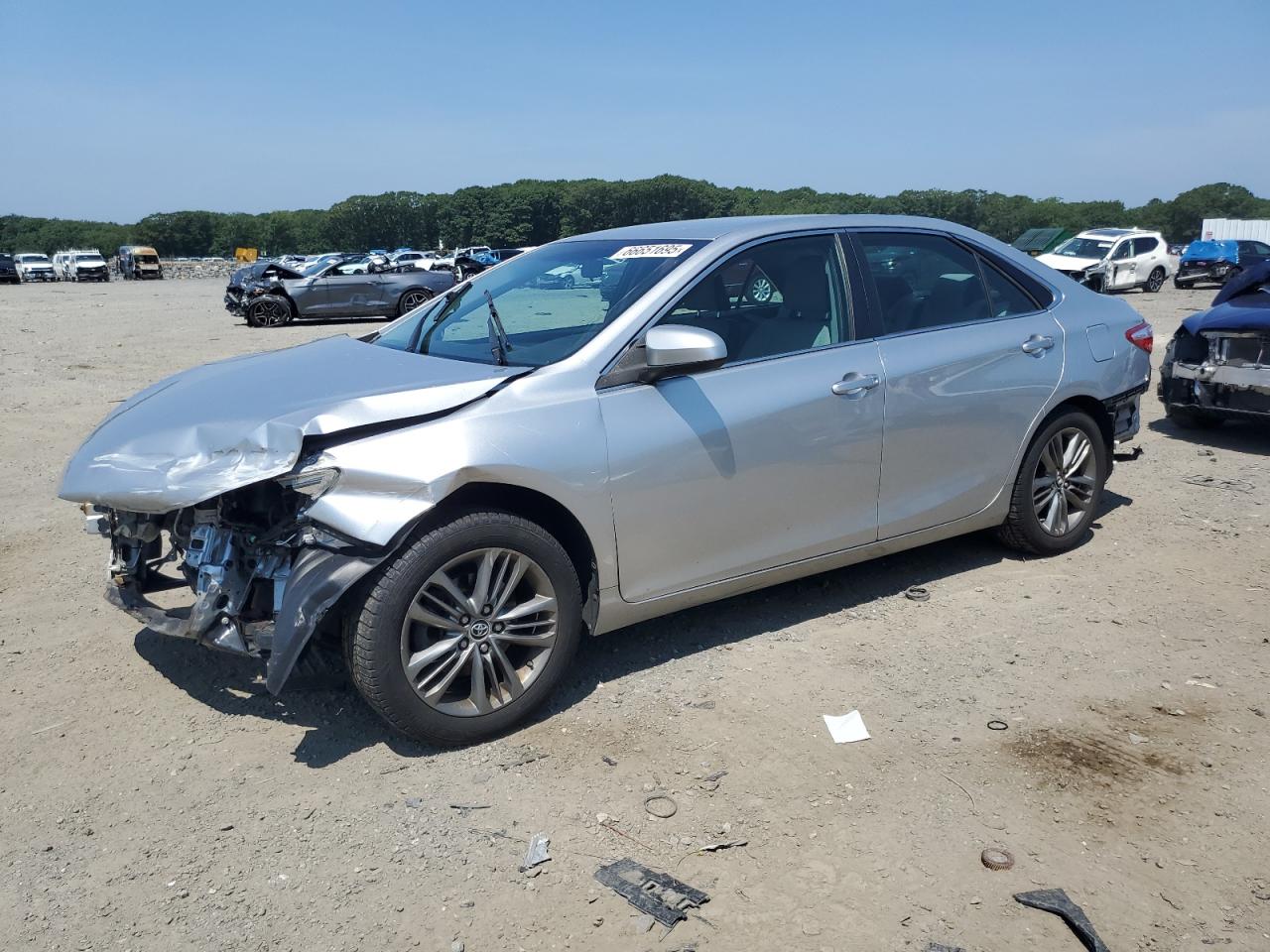 2015 Toyota Camry le