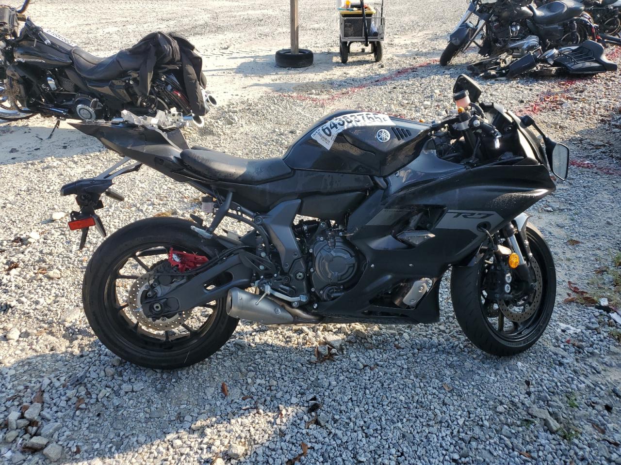 2025 Yamaha Yzfr7
