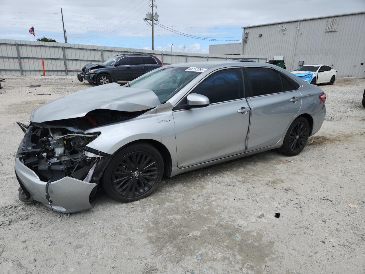 2015 Toyota Camry hybr