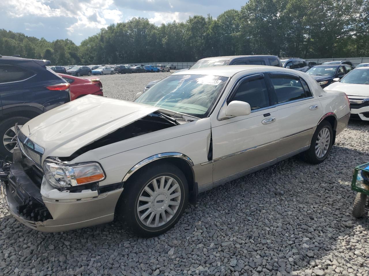 Lincoln Town car signature
