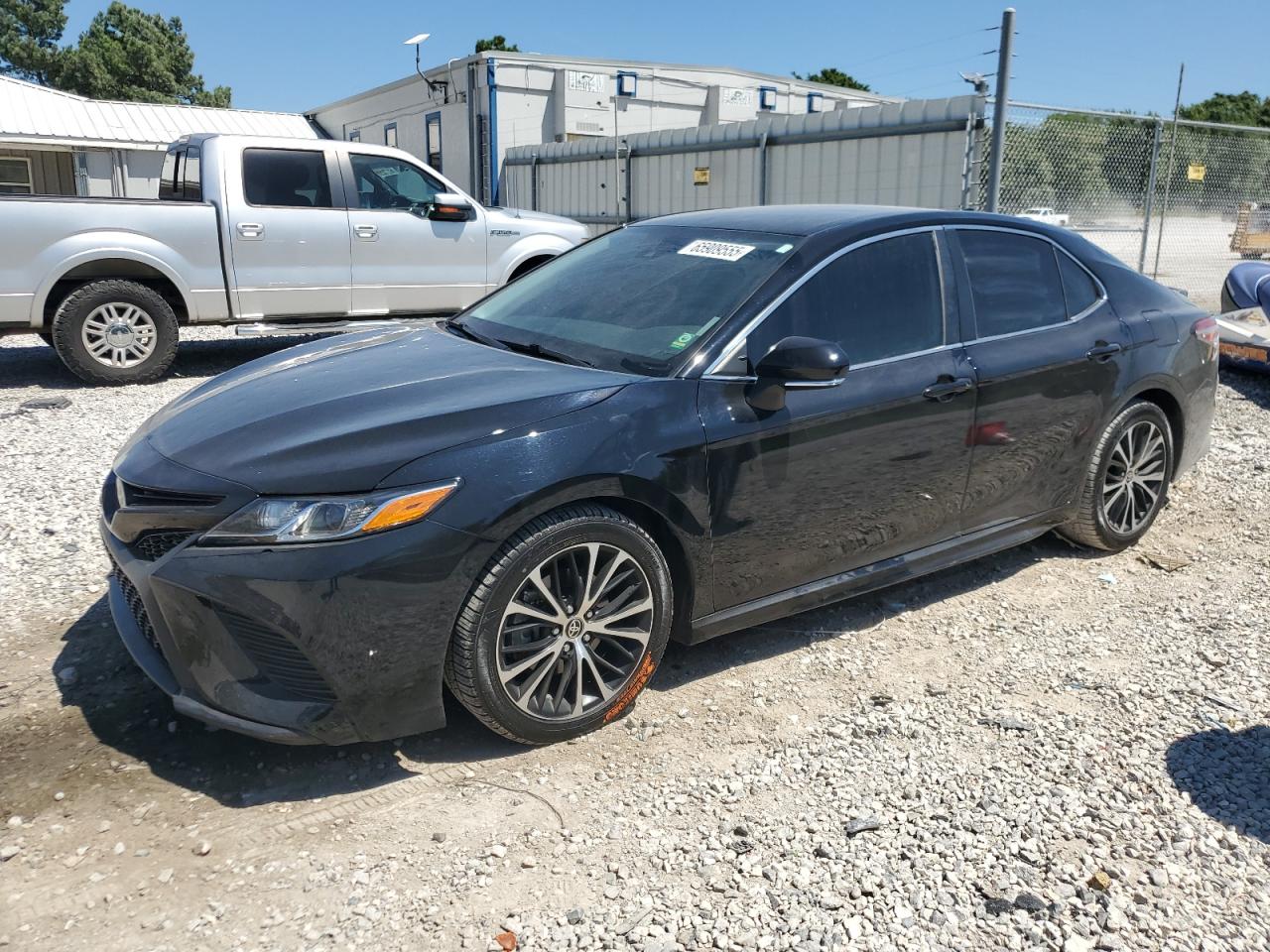 2020 Toyota Camry se