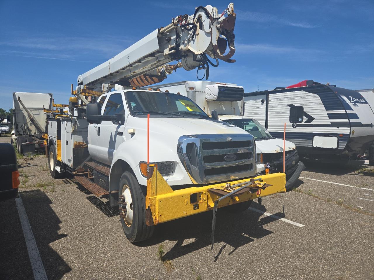 2012 Ford F750 super