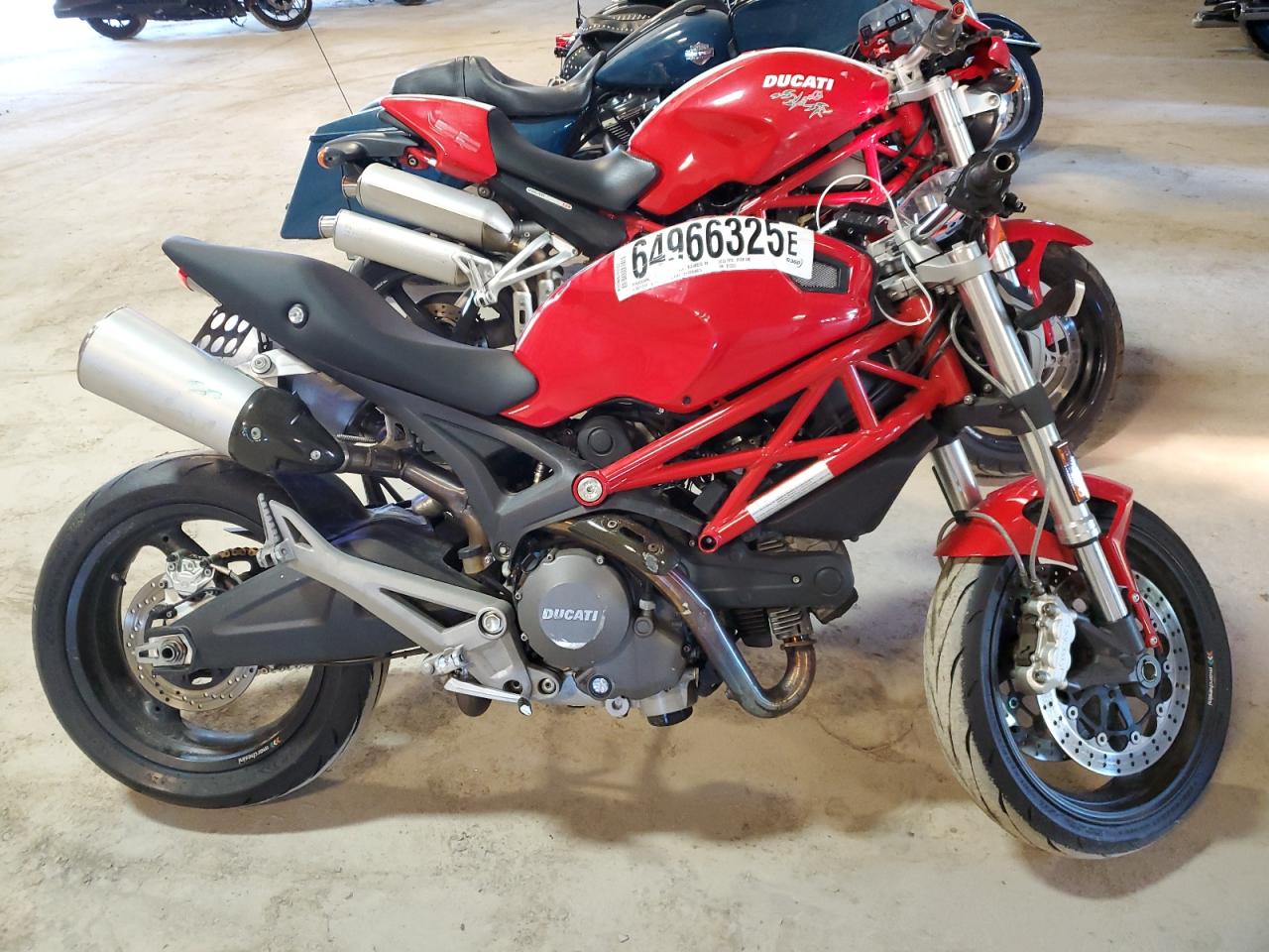 2009 Ducati Monster 696