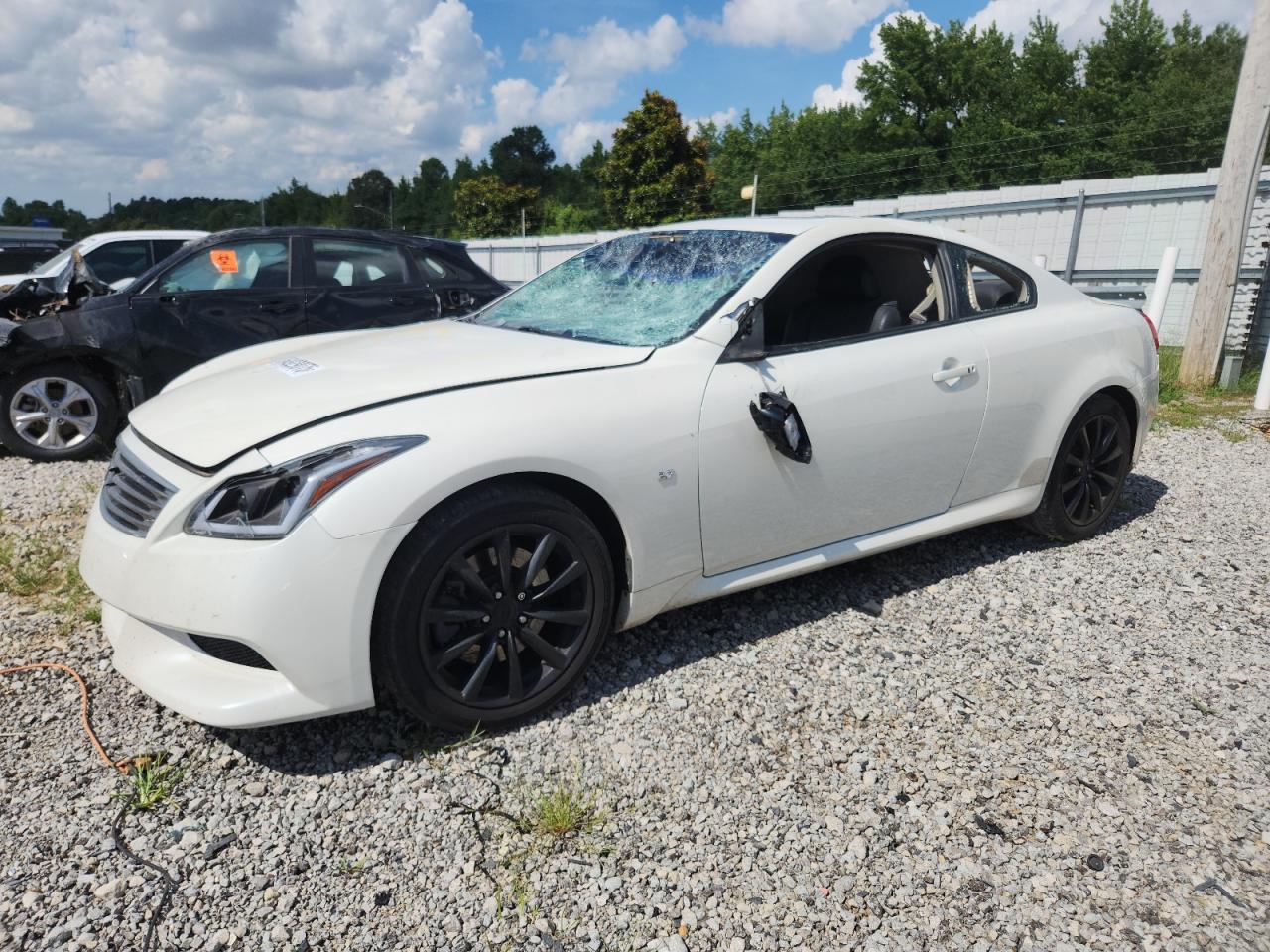 2015 Infiniti Q60 journey