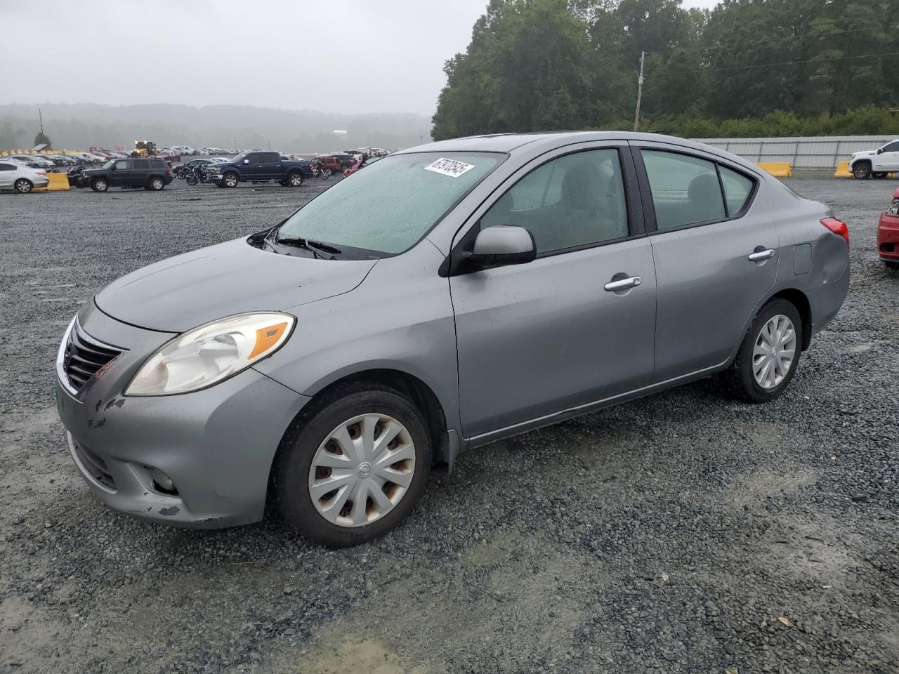 Nissan Versa s