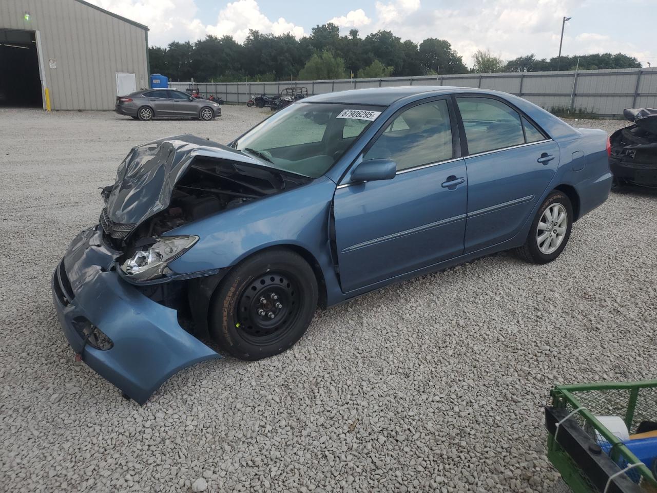 2003 Toyota Camry le