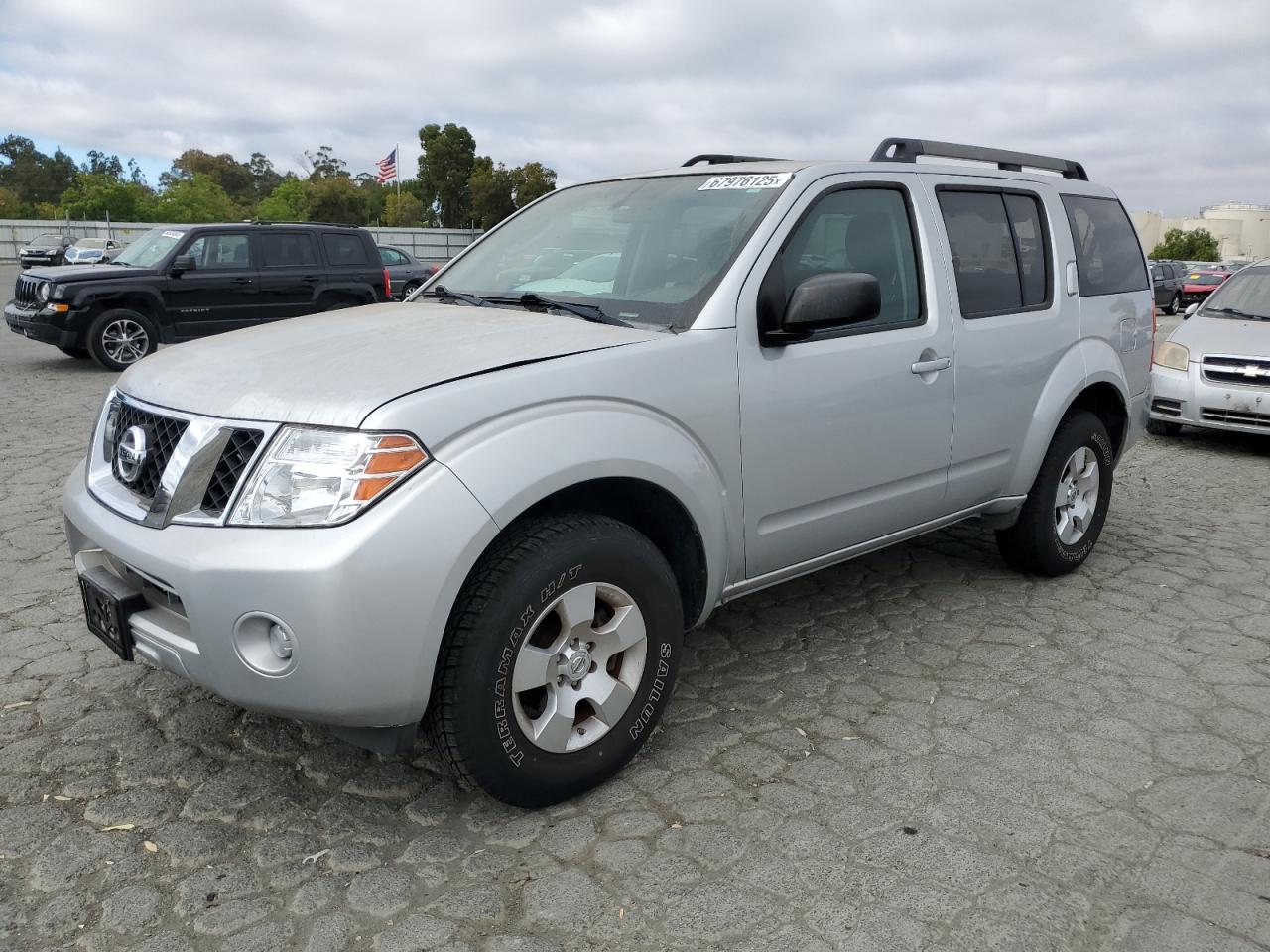 2010 Nissan Pathfinder s