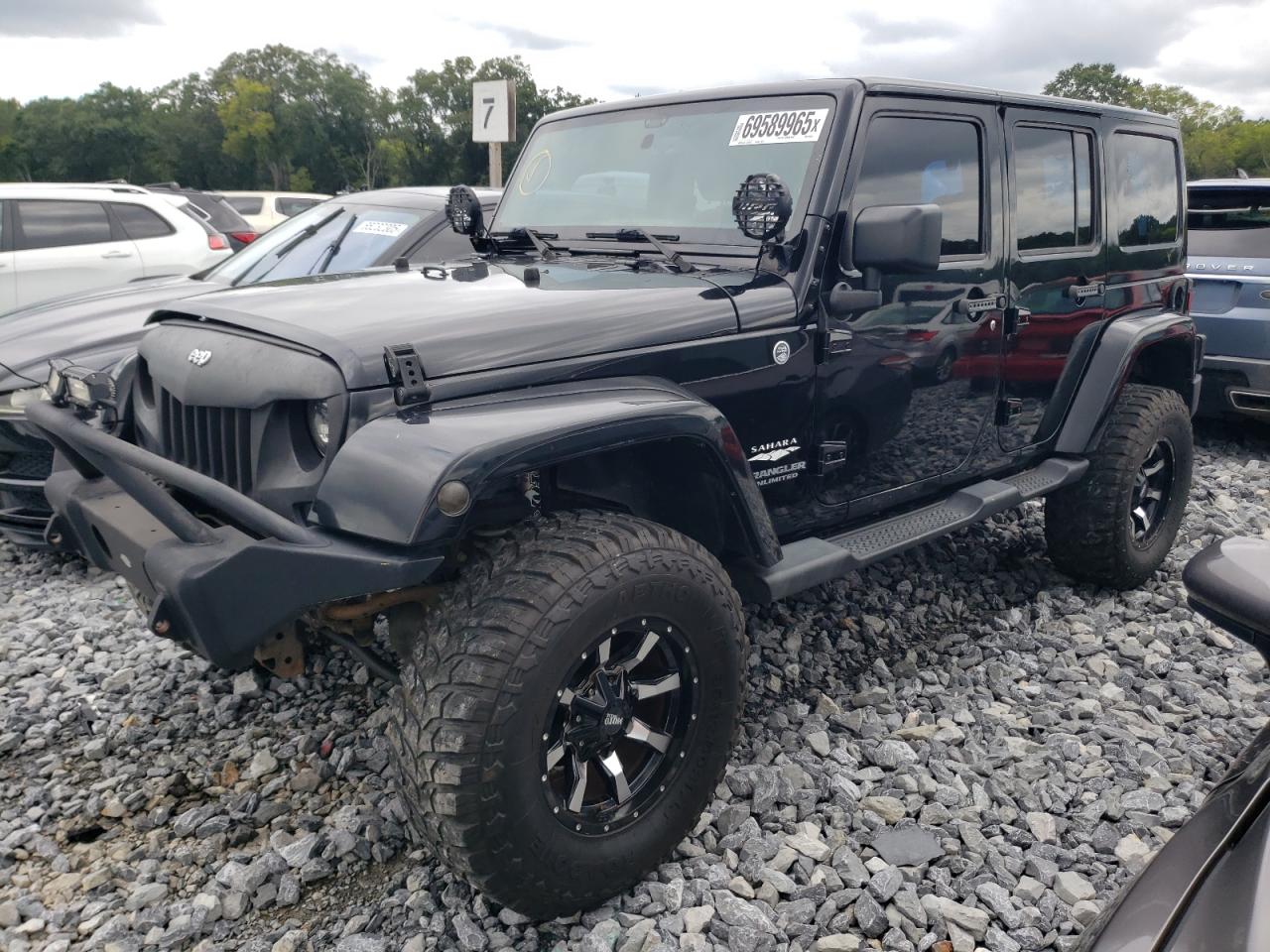 2015 Jeep Wrangler unlimited sahara