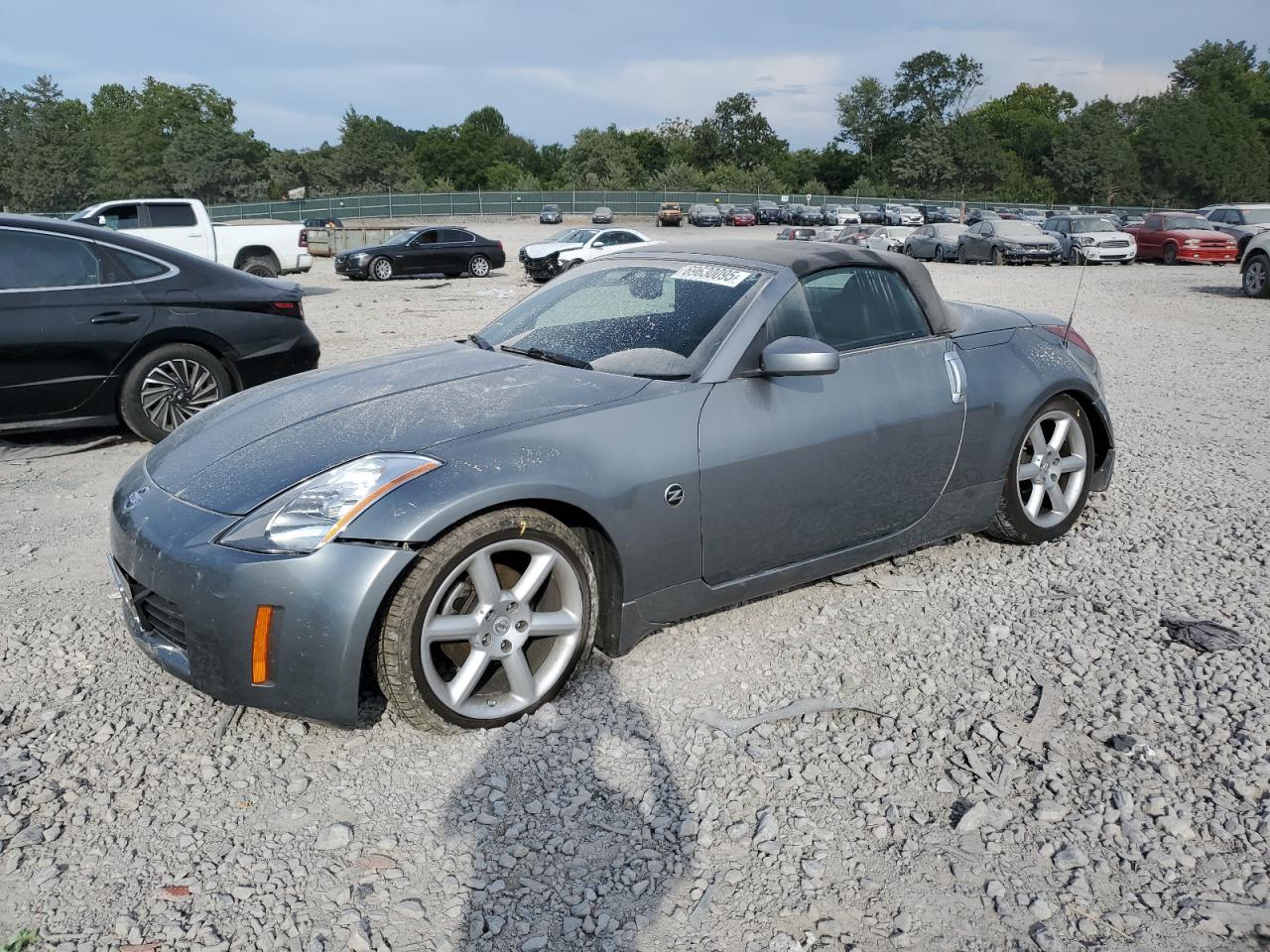 2005 Nissan 350z roadster