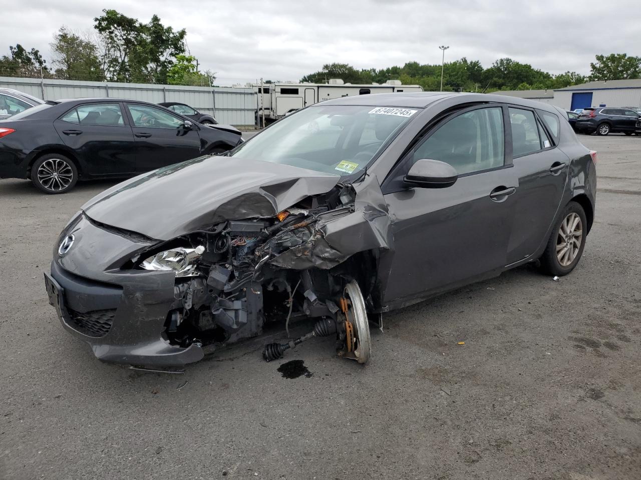 2013 Mazda 3 i