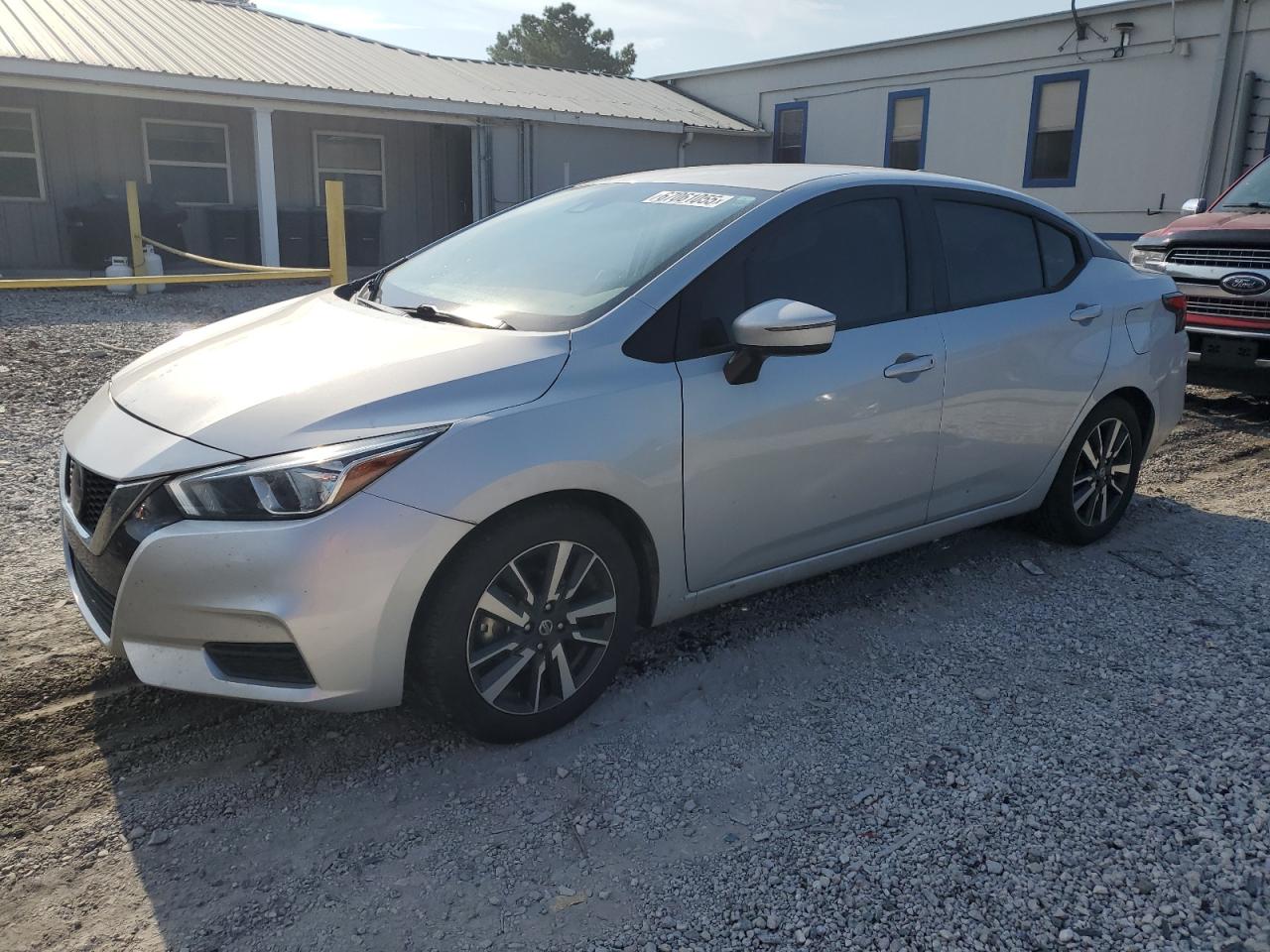 Nissan Versa sv