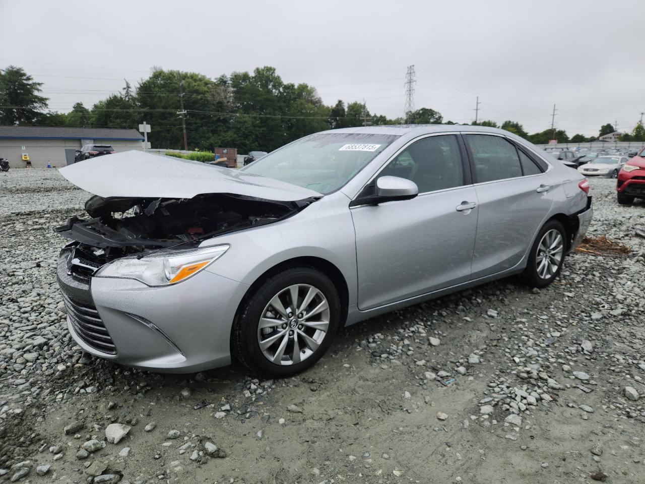 2016 Toyota Camry le