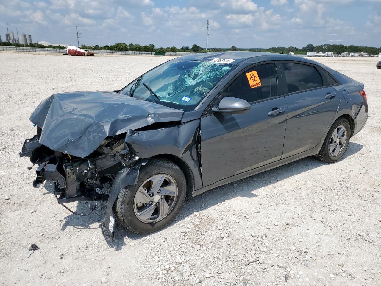 2024 Hyundai Elantra se