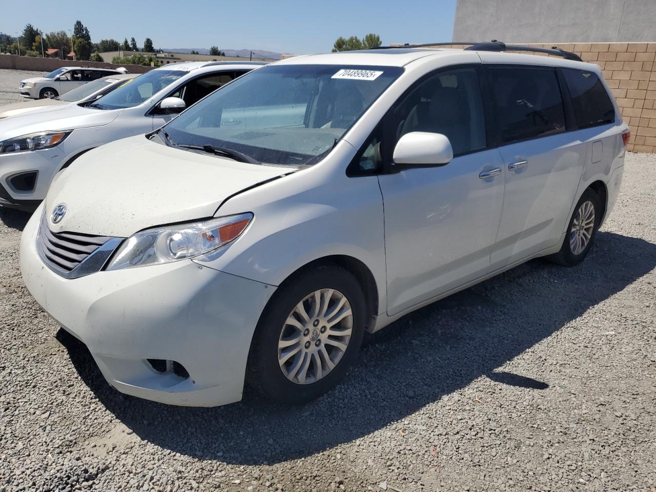 2015 Toyota Sienna xle