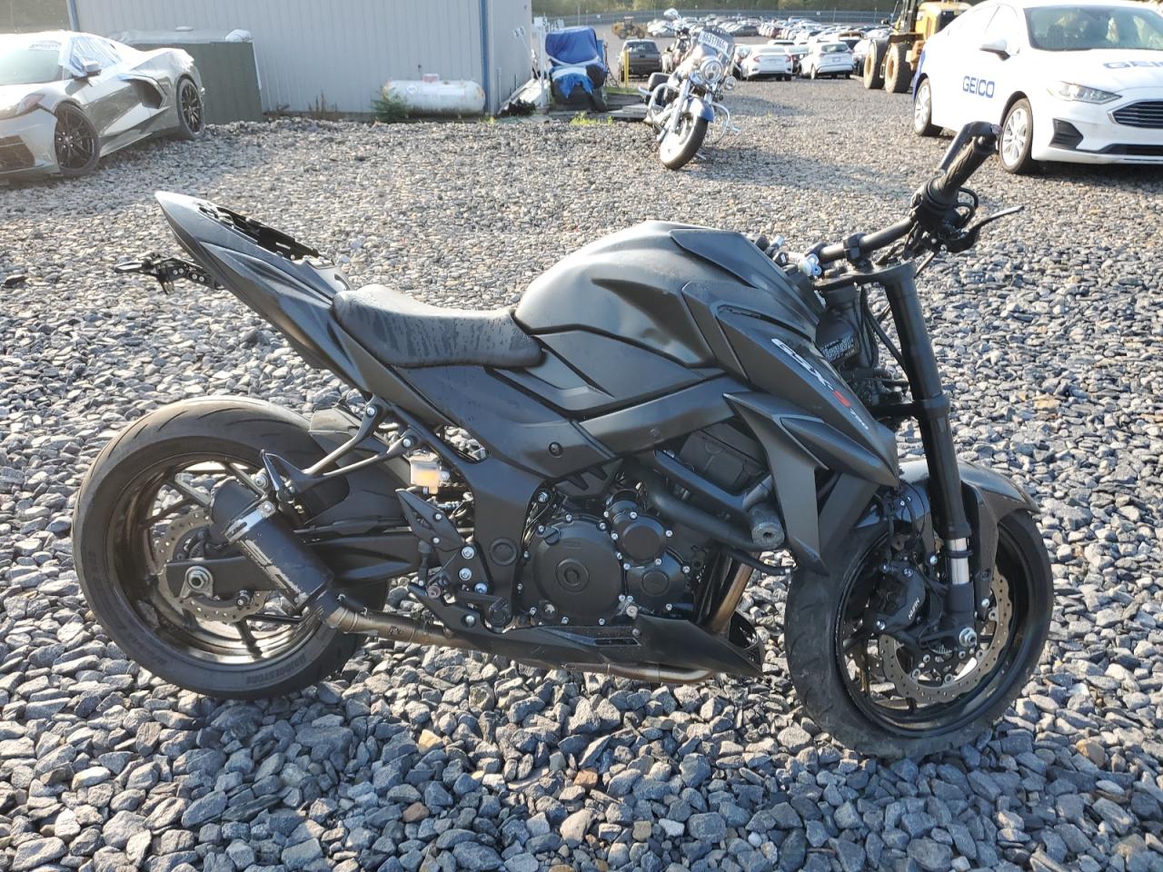 2022 Suzuki Gsx-s750 m