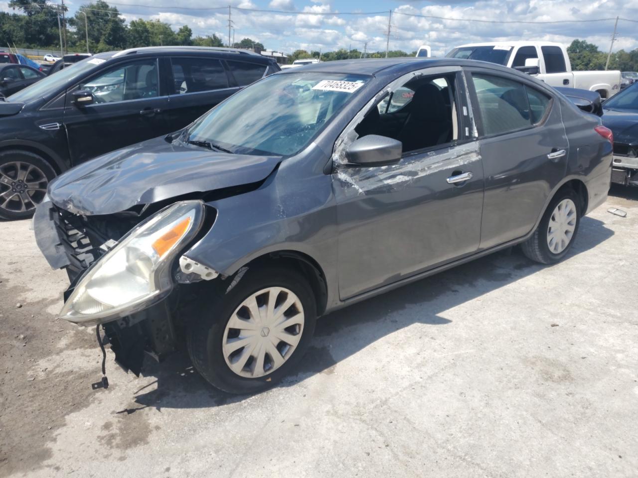 2016 Nissan Versa s