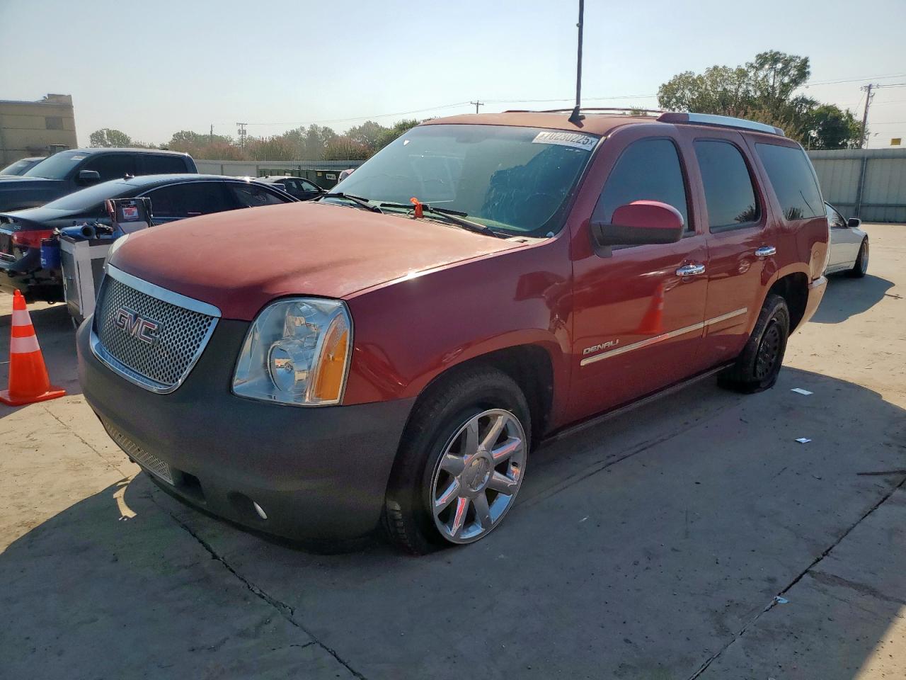 2013 Gmc Yukon dena