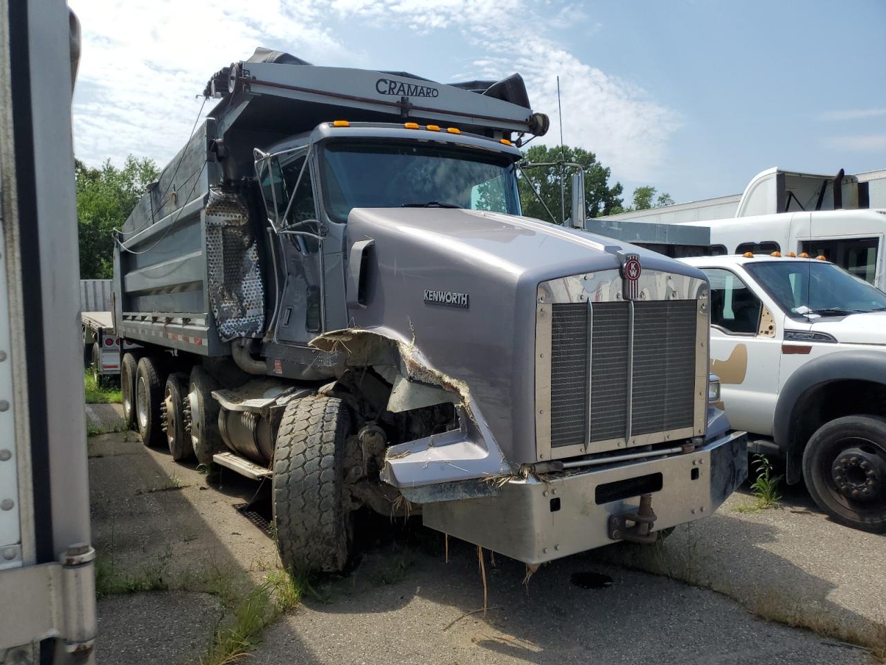 2002 Kenworth T800