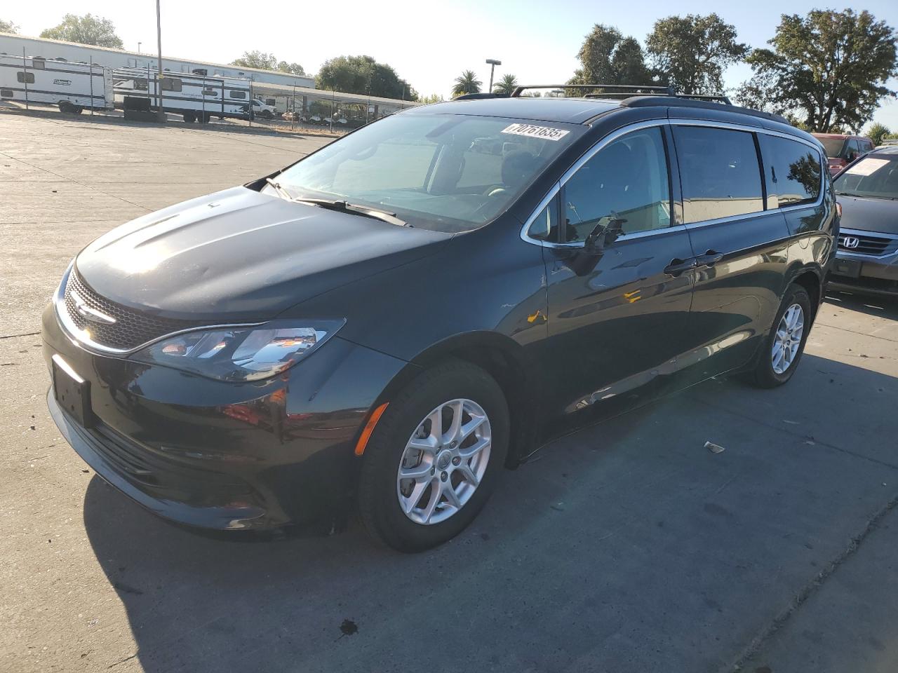 2017 Chrysler Pacifica t