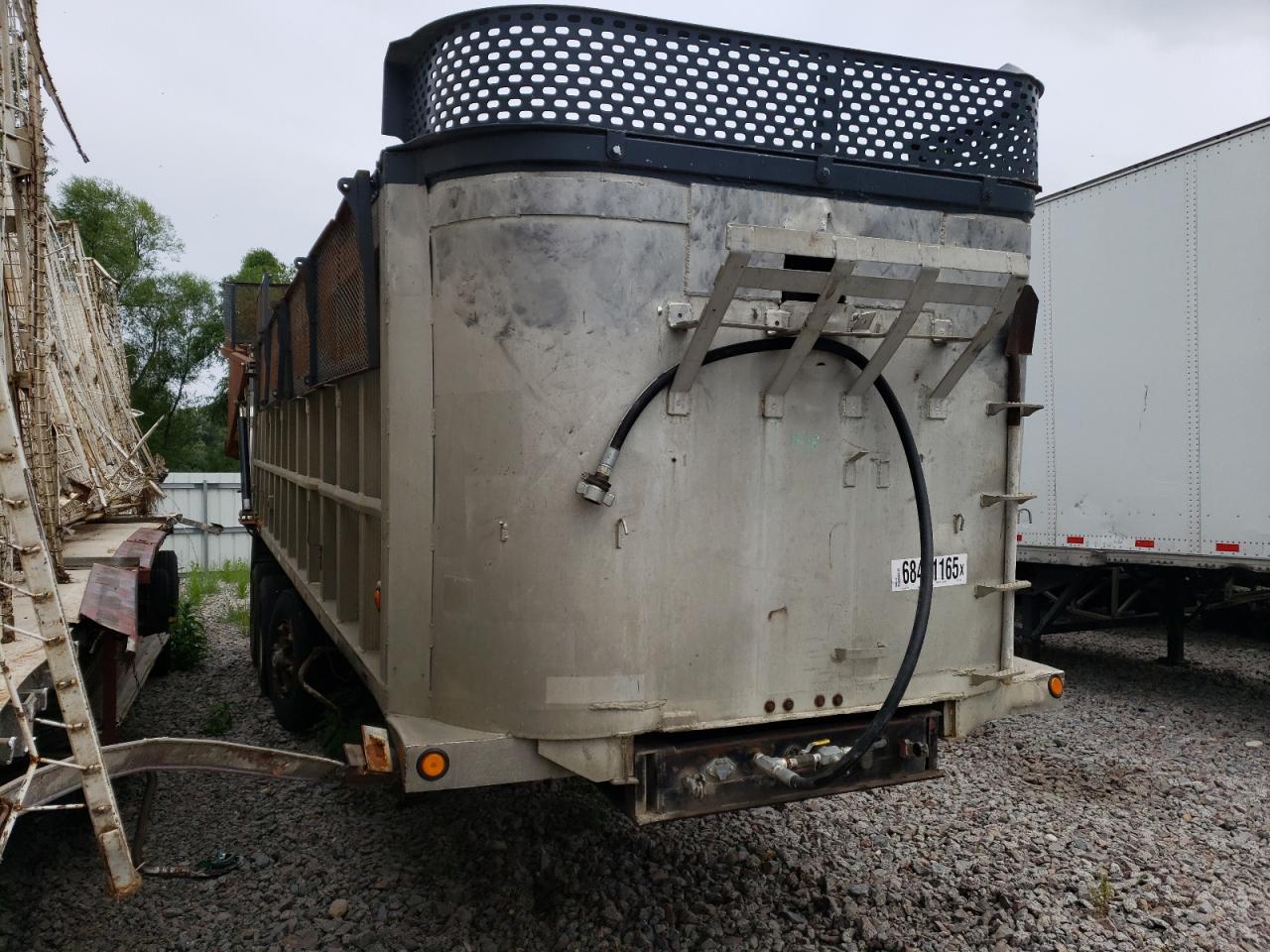 1974 Dump Trailer