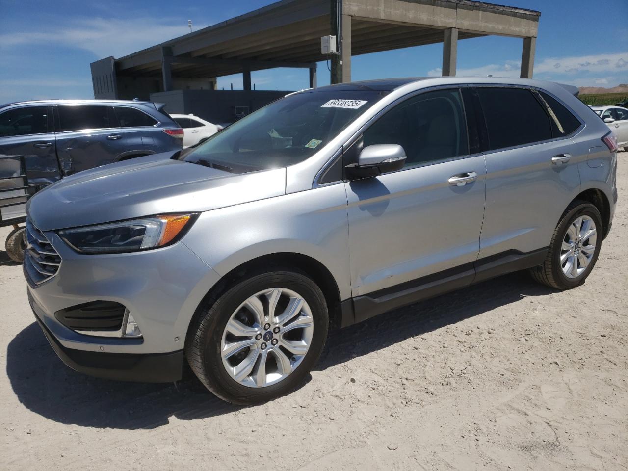 2020 Ford Edge titanium