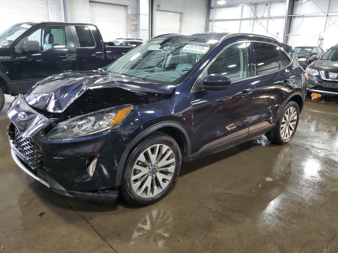 2021 Ford Escape tit