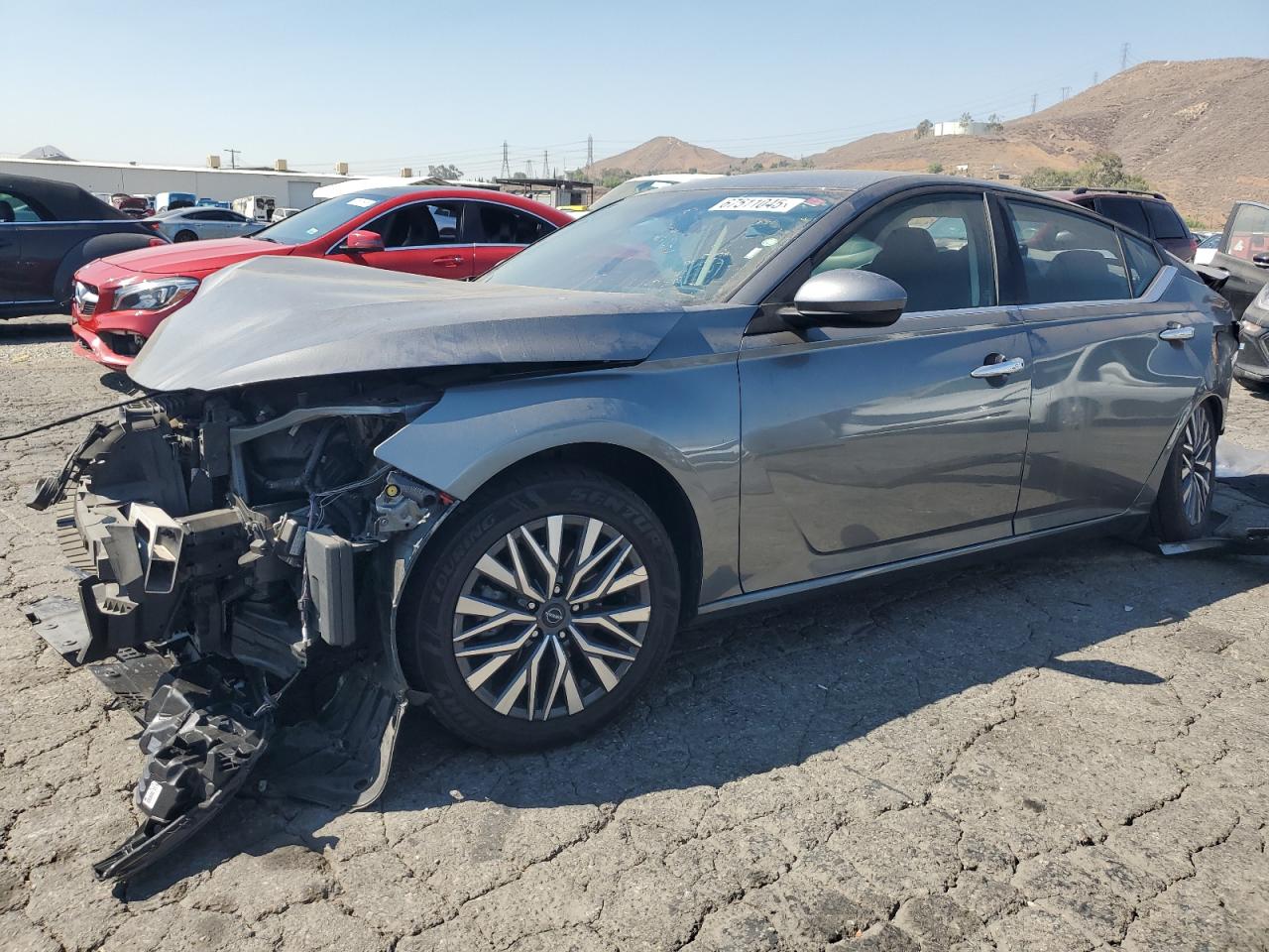 2023 Nissan Altima sv