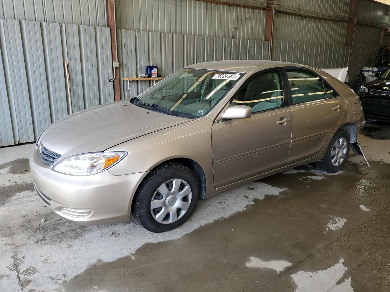 2004 Toyota Camry le