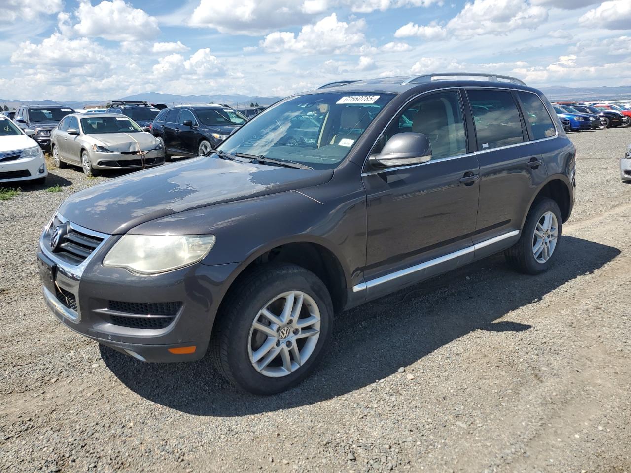 2009 Volkswagen Touareg 2