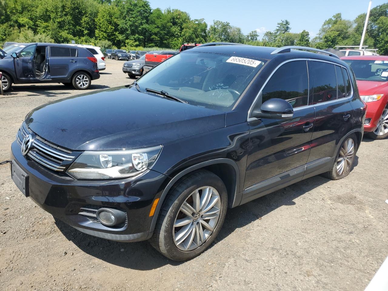 2014 Volkswagen Tiguan s