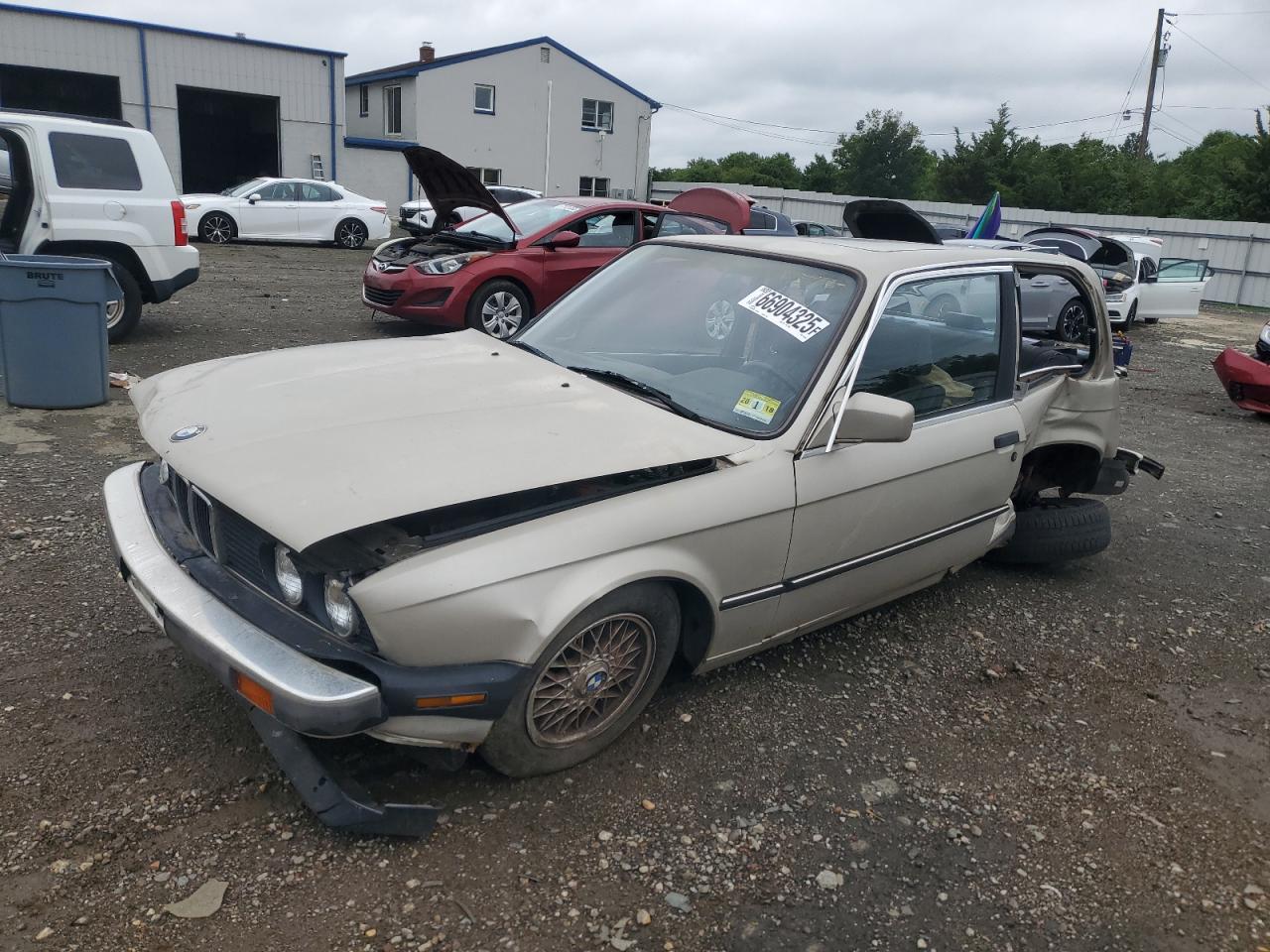BMW 325 IS