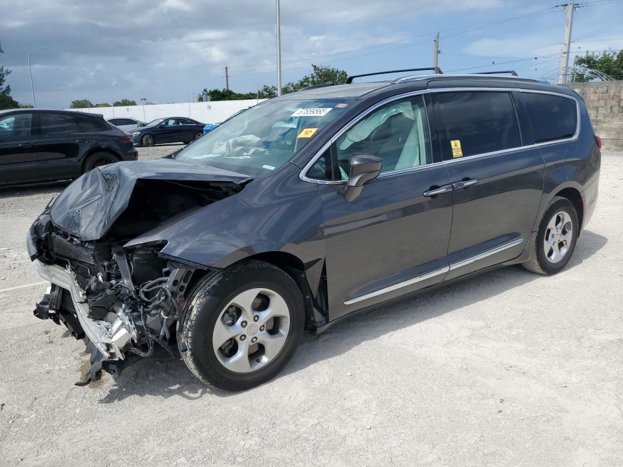 2017 Chrysler Pacifica t TOURING L PLUS
