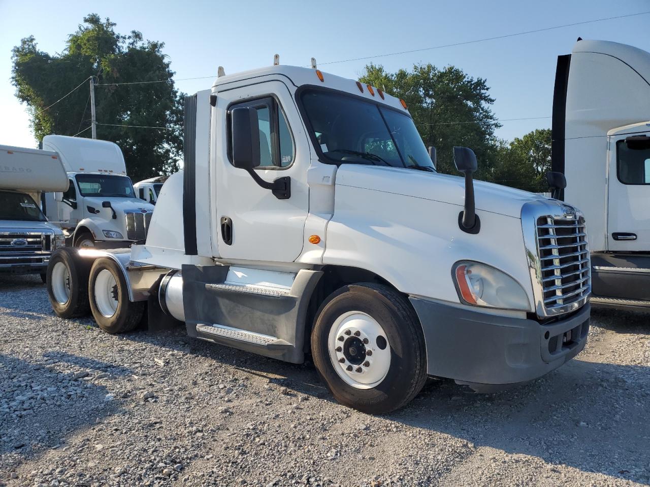 2015 Freightliner Cascadia 1