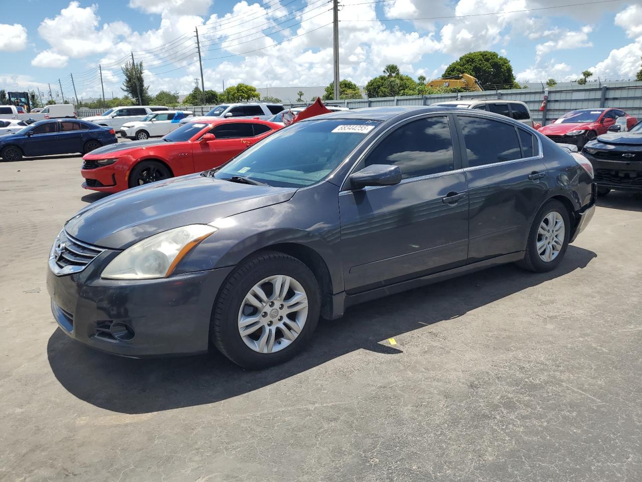 2012 Niss Altima base