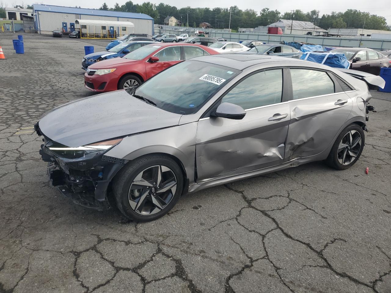 2023 Hyundai Elantra li