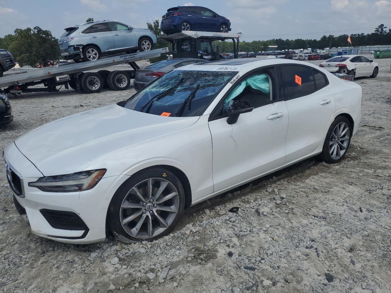 2020 Volvo S60 t5 mom