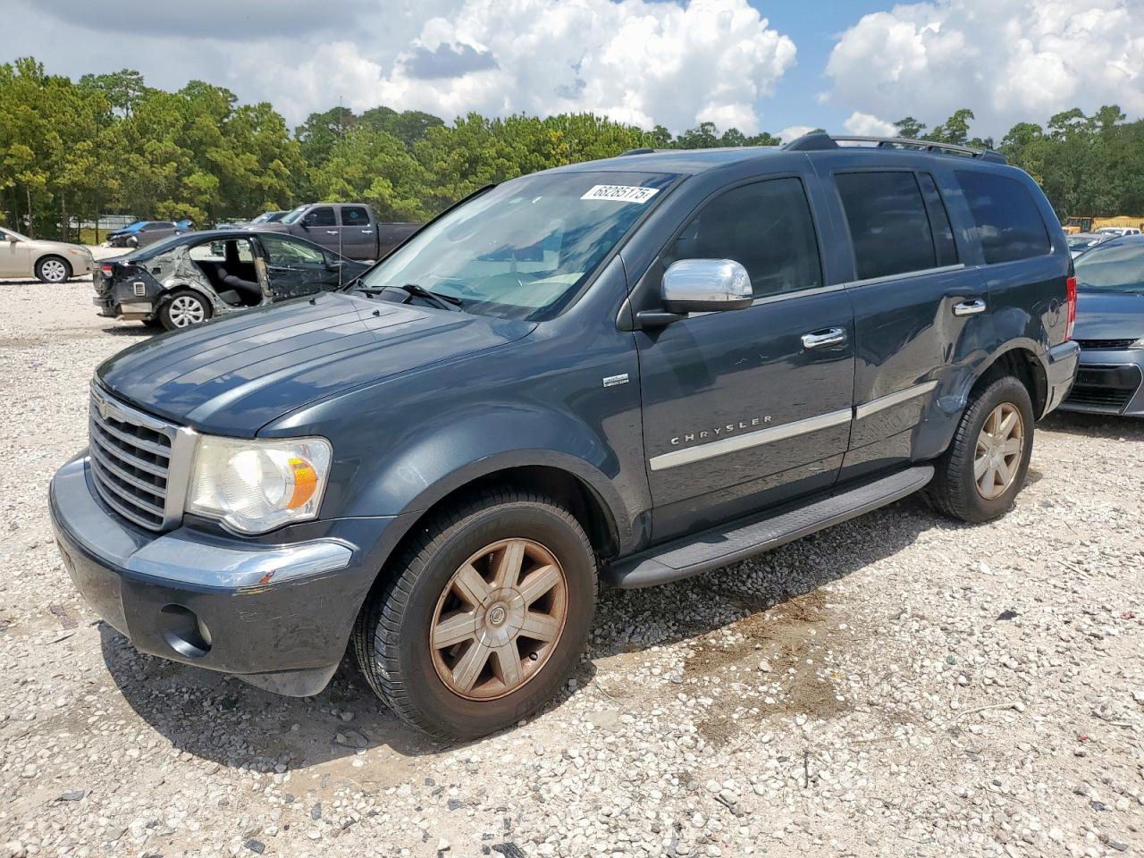 2008 Chrysler Aspen limi
