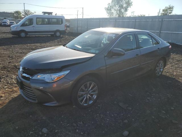 2017 Toyota Camry le LE