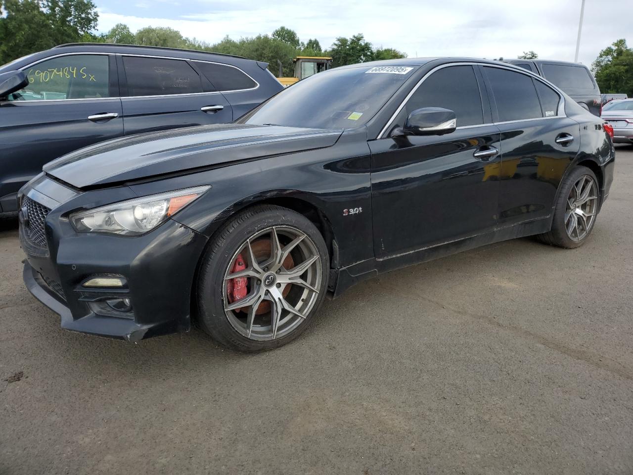 Infi Q50 red sport 400