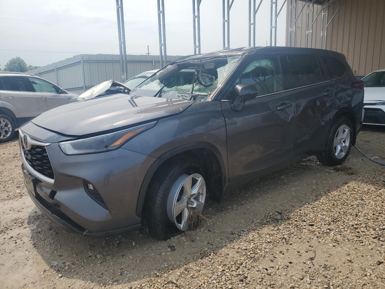 2023 Toyota Highlander l