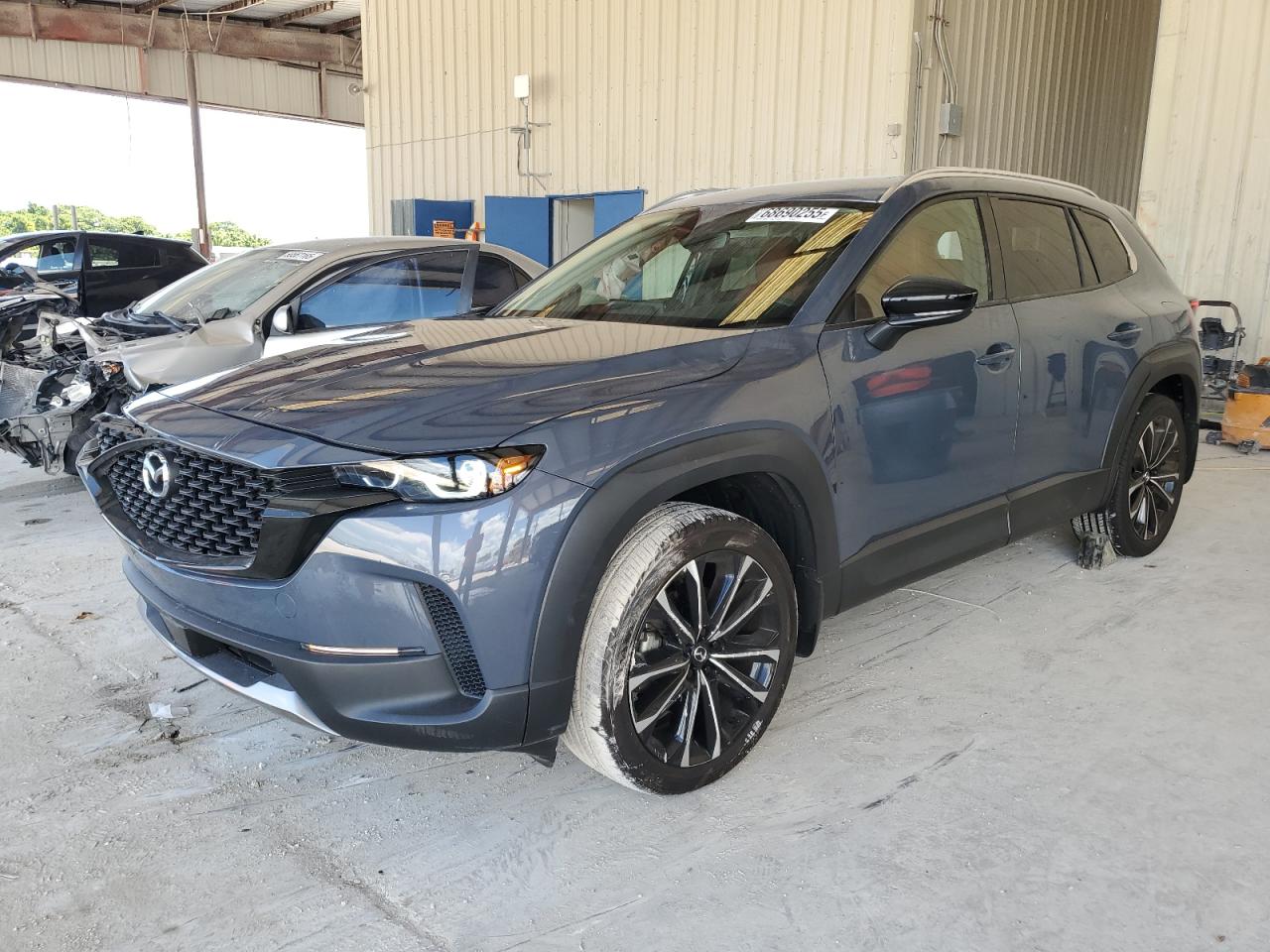 2024 Mazda Cx-50 base