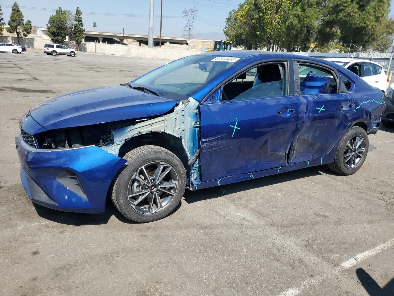 2023 Kia Forte lx