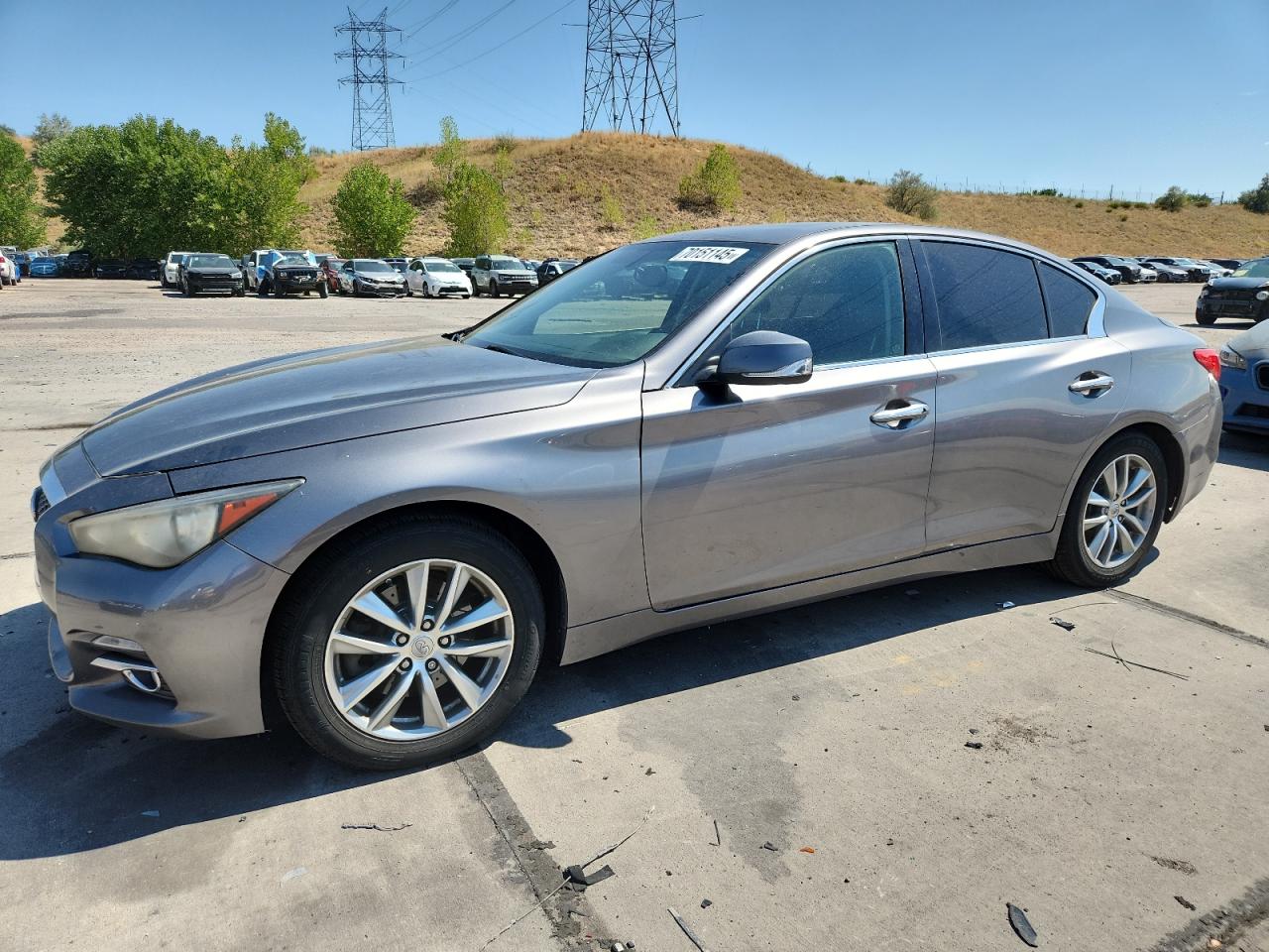 2014 Infiniti Q50 hybrid