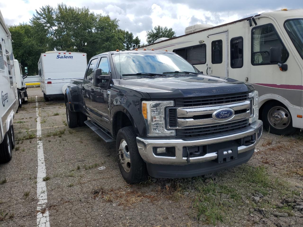 2017 Ford F350 super