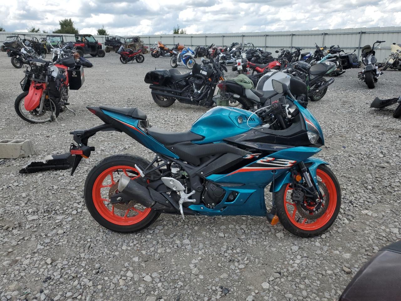 2021 Yamaha Yzfr3 a
